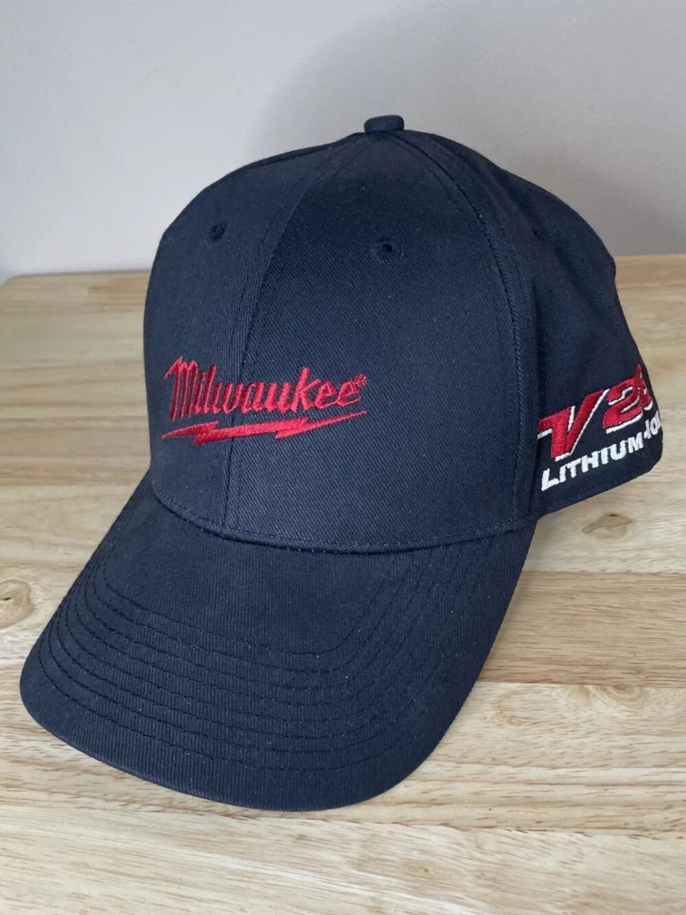 Vintage Milwaukee Tool V28 Lithium Black Adjustable Baseball Cap Heavy Duty New